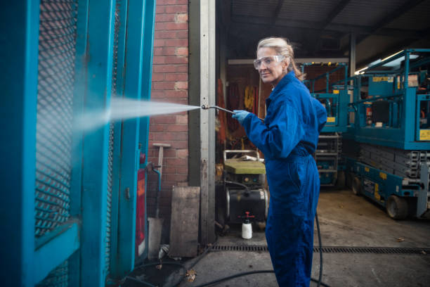 Best Commercial Pressure Washing  in Manor, TX